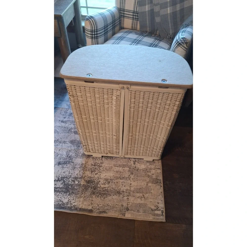 VINTAGE PEARL WICK WICKER LAUNDRY HAMPER MID CENTURY MODERN LIDDED USA